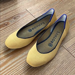 Rothys “the square” size 6 Chai